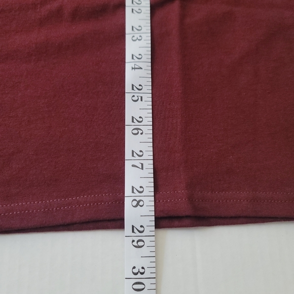 Virginia Tech Hokies Territory NCAA Maroon T-Shirt Men's Medium NWT - Picture 5 of 5